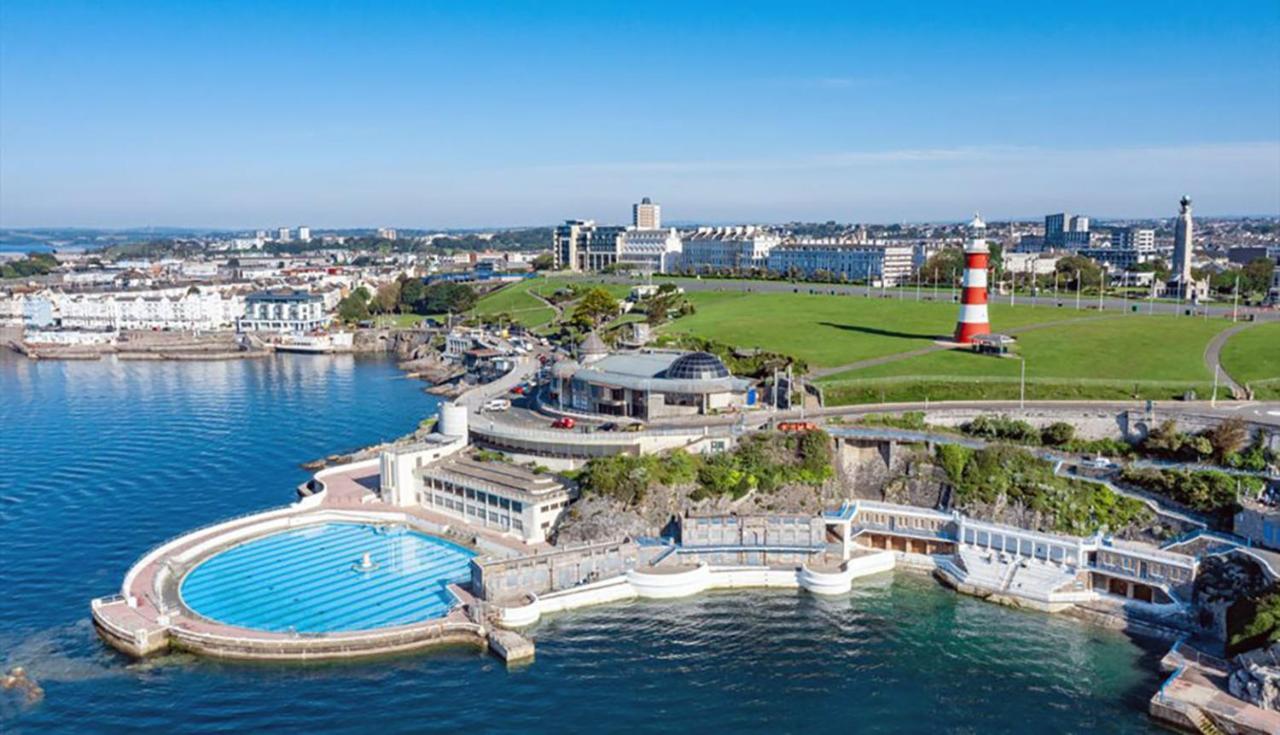 Luxury 1 Bedroom Duplex With Free Parking Plymouth Eksteriør bilde
